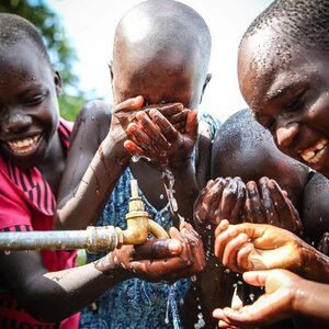 Stichting ZOA image 2